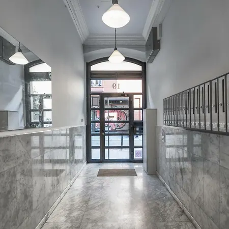 Brummell Eixample Izquierda/valeris * ברצלונה